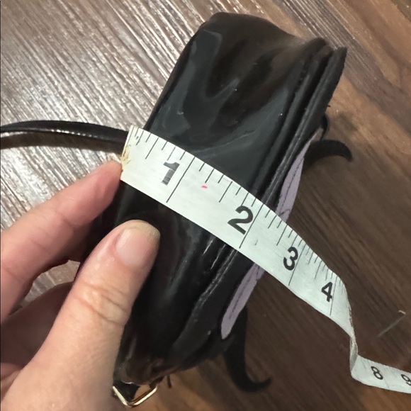 Danielle Nicole Ursula Crossbody Bag Black Little Mermaid Villain - Picture 11 of 11